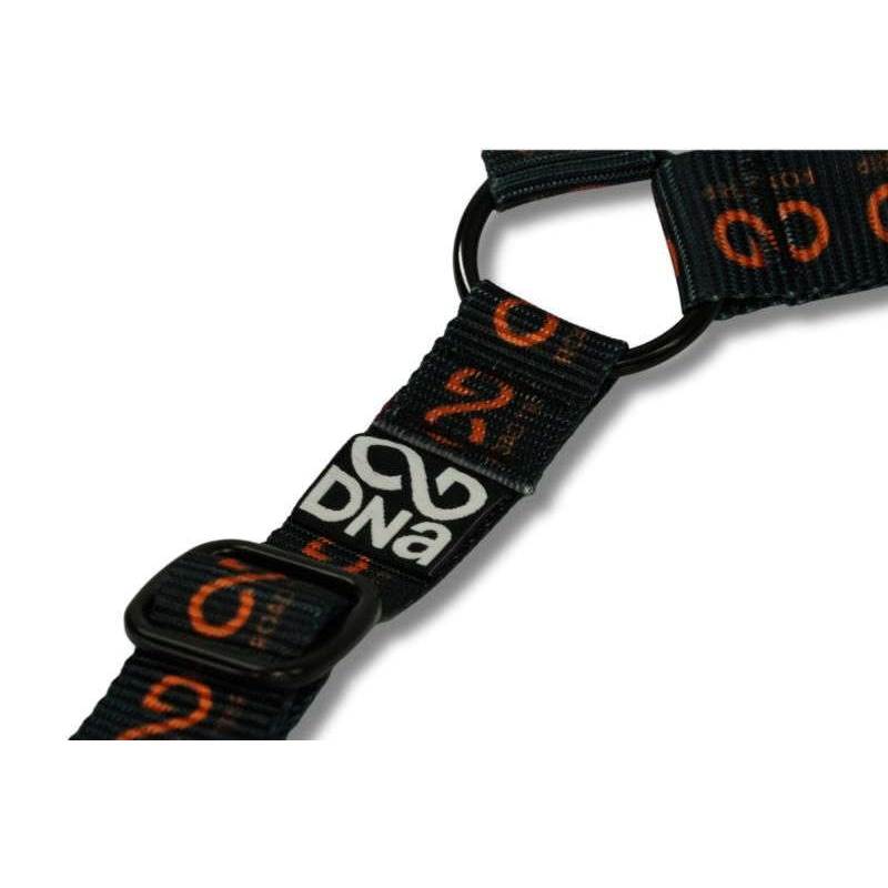 DNA Dogwear Road Trip Head Rest Tether-3