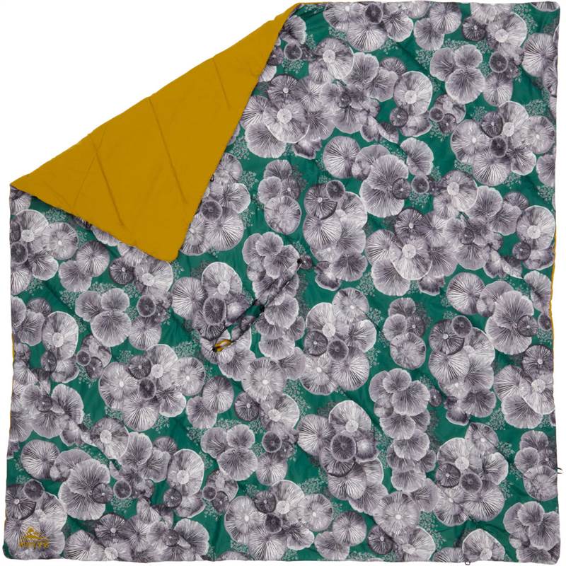 Kelty Hoodligan Blanket-2