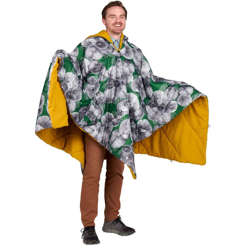 Kelty Hoodligan Blanket-4