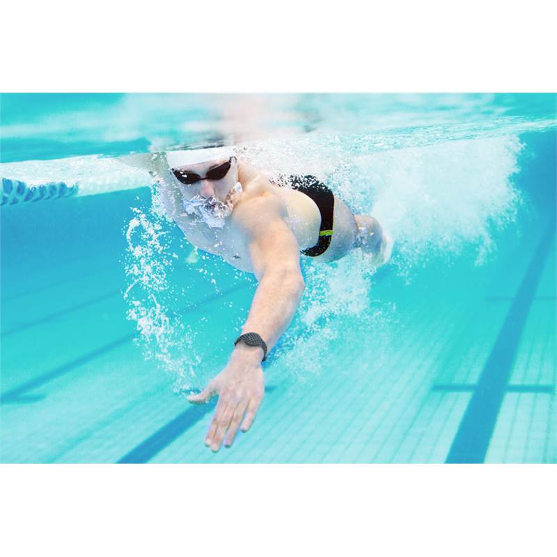 Moov Now Multi-Sport Coach and Activity Tracker-2